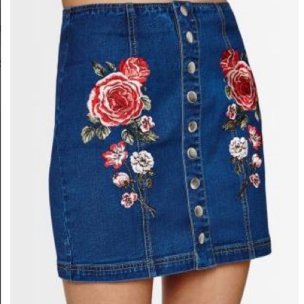 Pacsun denim skirt with rose embroidery WORN ONCE